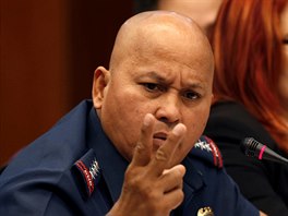 Filipnsk policejn f Ronald dela Rosa. (5. prosince 2016)