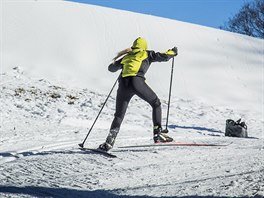 Biatlonist a bci na lych z Vimperku trnuj v arelu Vodnk.