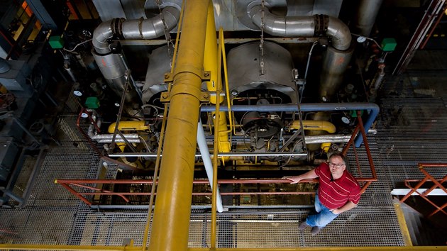Ředitel Jablonecké energetické Petr Roubíček ve staré výtopně na Brandlu.