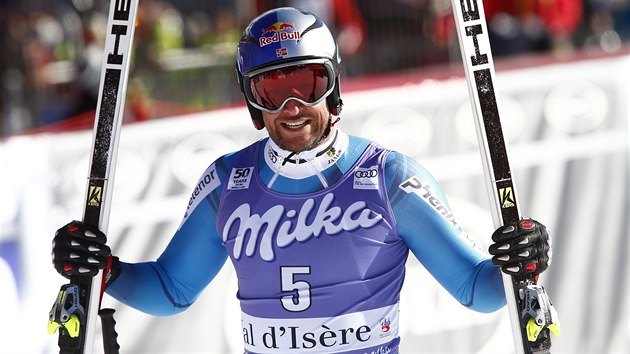 Norsk lya Aksel Lund Svindal v cli superobho slalomu ve Val d'Isere