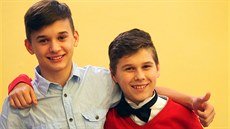 Kryštof Kovardinský a Ondřej Bulka (s černým motýlkem). Dvanáctiletí chlapci... Kryštof Kovardinský a Ondřej Bulka (s černým motýlkem). Dvanáctiletí chlapci...