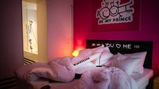 Hravý designový pokoj číslo 418 v libereckém hotelu Imperial navrhl Radek... Hravý designový pokoj číslo 418 v libereckém hotelu Imperial navrhl Radek...