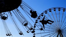 LUNAPARK. Vánoce oslavují lidé po světě různě. V hlavním městě Kypru Nikósii... LUNAPARK. Vánoce oslavují lidé po světě různě. V hlavním městě Kypru Nikósii...