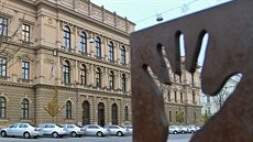 Ústavní soud v Brně zamítl stížnost T-Mobilu na rozhodnutí soudu nižší instance Ústavní soud v Brně zamítl stížnost T-Mobilu na rozhodnutí soudu nižší instance
