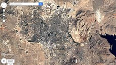 Oblast nevadského Las Vegas na snímku z roku 2000 v aplikaci Timelapse Oblast nevadského Las Vegas na snímku z roku 2000 v aplikaci Timelapse