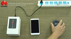 Takto Huawei ukazoval rychlé dobíjení na loňském bateriovém sympóziu Takto Huawei ukazoval rychlé dobíjení na loňském bateriovém sympóziu