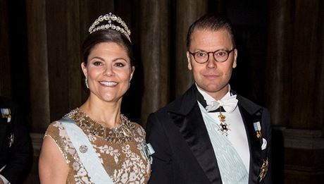 vdsk korunn princezna Victoria a jej manel princ Daniel (Stockholm, 11....