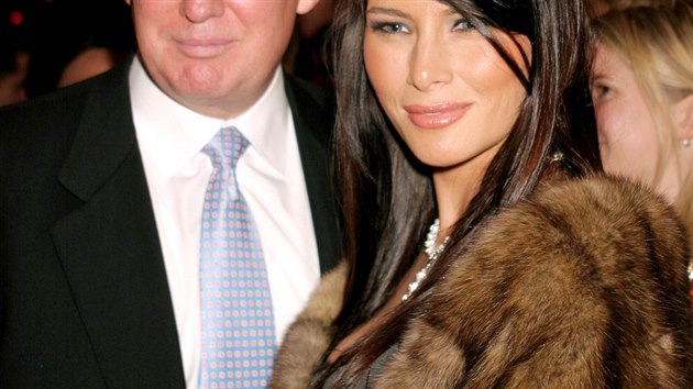 Donald Trump a Melania Knaussov v roce 2003