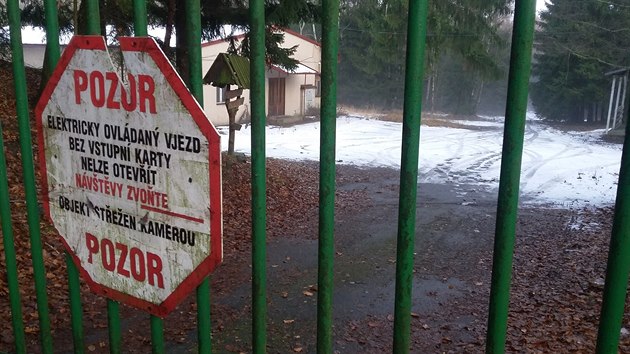 Rekrean zazen Geofond u Chotboe je zaven. Stt ho nabz k prodeji za vce ne est milion korun. Arelem se zatm prohn pouze hldac pes.