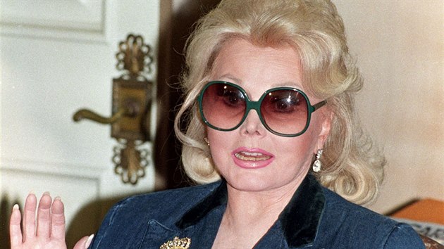 Zsa Zsa Gaborov (Beverly Hills, 13. listopadu 1992)