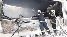 V Židlochovicích na Brněnsku hořela papírna. Škoda jde do desítek milionů korun... V Židlochovicích na Brněnsku hořela papírna. Škoda jde do desítek milionů korun...