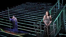 Scéna z opery Kaiji Saariaho L'amour de loin, kterou do kin odvysílala... Scéna z opery Kaiji Saariaho L'amour de loin, kterou do kin odvysílala...