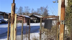 Zanedbaný areál by se měl brzy změnit v sídlo menších firem a překladiště... Zanedbaný areál by se měl brzy změnit v sídlo menších firem a překladiště...