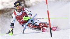 Marcel Hirscher ve slalomu ve Val d'Isere.