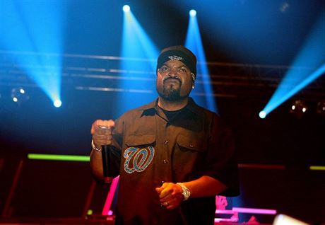 Ice Cube zakládá novou americkou basketbalovou ligu.