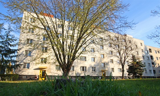 Vichni nájemníci z domu u pardubického nádraí se musí podle pedstav vedení magistrátu vysthovat. 