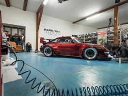 Stavba prvního eského RWB Porsche