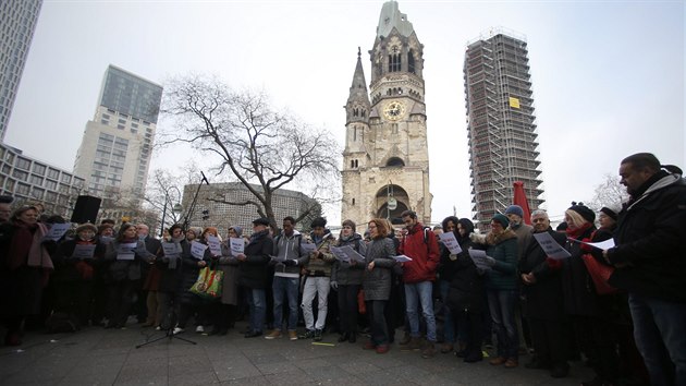 Lid v Berlne uctili pamtku obt pondlnho toku (21. prosince 2016)