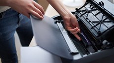 Jak vybrat náplň do tiskárny, aby do ní padla jako ulitá? Ne každá je vhodná a... Jak vybrat náplň do tiskárny, aby do ní padla jako ulitá? Ne každá je vhodná a...