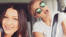 Rok 2016 patřil sourozencům: vlevo jsou Bella a Gigi Hadidovy, vpravo Kaia a... Rok 2016 patřil sourozencům: vlevo jsou Bella a Gigi Hadidovy, vpravo Kaia a...