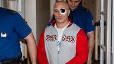 Recidivista Rocky Balboa, původním jménem Robert Rakaš u Obvodního soudu pro... Recidivista Rocky Balboa, původním jménem Robert Rakaš u Obvodního soudu pro...