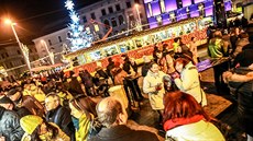 Vánoční trhy v Brně lákají tisíce lidí denně. Návštěvníci si pochvalují... Vánoční trhy v Brně lákají tisíce lidí denně. Návštěvníci si pochvalují...