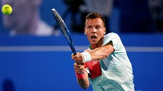 Tomá Berdych na exhibiním turnaji v Abú Zabí.