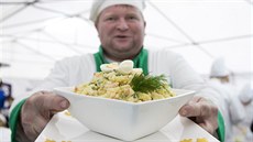 Několikanásobný mistr České republiky v přípravě bramborového salátu Martin... Několikanásobný mistr České republiky v přípravě bramborového salátu Martin...