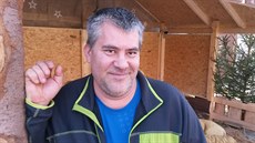 Vít Martinec šetřil deset let, aby mohl koupit velký vyřezávaný betlém.... Vít Martinec šetřil deset let, aby mohl koupit velký vyřezávaný betlém....