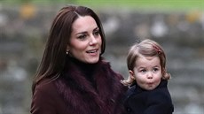 Vévodkyn Kate a princezna Charlotte (Englefield, 25. prosince 2016)