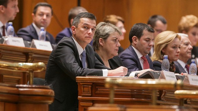 Rumunsk premir Sorin Grindeanu. (4.ledna 2017)