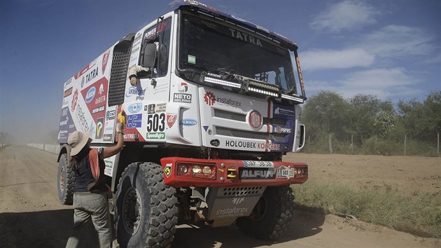 Ale Loprais v cli druh etapy Rallye Dakar.