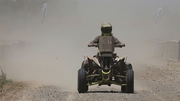 Nelson Sanabria ve druh etap Rallye Dakar.