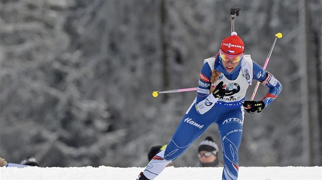 Gabriela Koukalov se t pro zlatou medaili ve sprintu v Oberhofu.