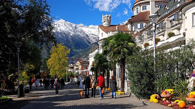 Dnes msto pat k nejvtm turistickm lkadlm na severu Itlie, jeho malebnost je povstn.