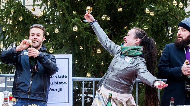 Happening ped adem vldy v Praze k oficilnmu zahjen kampan Mt svj domov za pijet zkona o socilnm bydlen. (5. ledna 2017)