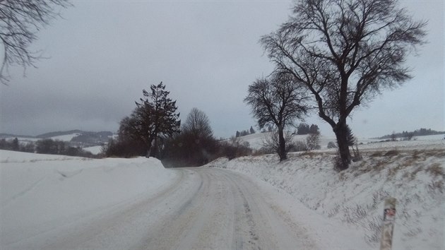 Po msnm ekn transport znovu uvzl kvli snhu, tentokrt v Kunttu na Blanensku.