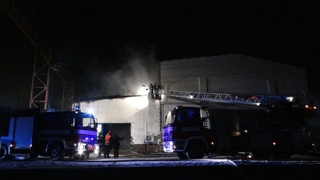 Hoelo v arelu bvalch strojren v praskch Komoanech (4.1.2017).