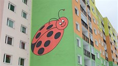 Beruška na panelovém domu na sídlišti Rochlice. Beruška na panelovém domu na sídlišti Rochlice.