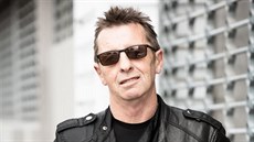 Bubeník Phil Rudd se proslavil s kapelou AC/DC.