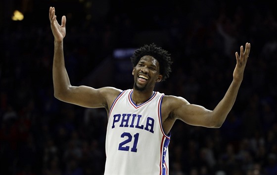 Joel Embiid z Philadelphie, spokojený s formou svého týmu