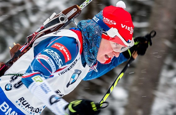 Veronika Vítková bojuje na trati sprintu v Ruhpoldingu.