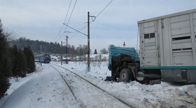 Stet vlaku s náklaákem u Letohradu skonil bez zranní.