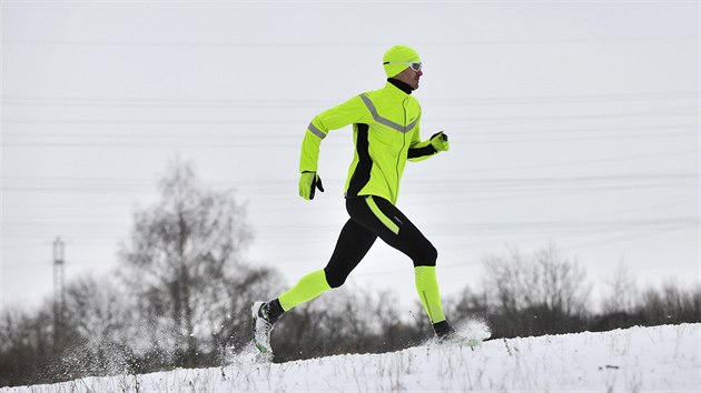 Extrmn sportovec tpn Dvok se chyst pebhnout republiku z vchodu na zpad, 630 kilometr ze startu pobl Ae do cle u Jablunkova.