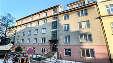 Dům v Erbenově ulici, v němž koupil sedmdesátimetrový dvoupokojový byt radní... Dům v Erbenově ulici, v němž koupil sedmdesátimetrový dvoupokojový byt radní...