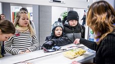 Školní bufety mohou nabízet už jen zdravé výrobky. Školní bufety mohou nabízet už jen zdravé výrobky.