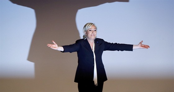 Marine Le Pen na konferenci krajní pravice v Koblenzi (21. ledna 2017).