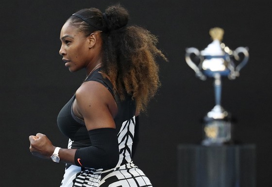 Serena Williamsová u ve finále Australian Open me myslet na trofej.
