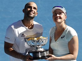 Juan Sebastian Cabal a Abigail Speersov ovldli smenou tyhru na Australian...