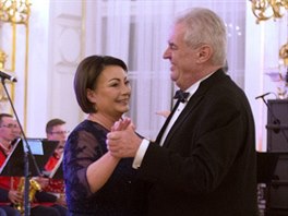 Prezident Milo Zeman a jeho manelka Ivana (Praha, 20. ledna 2017)